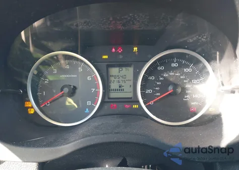 2015 Subaru Forester 2.5I Premium z USA, uszkodzony, nr VIN JF2SJADC8FH493261